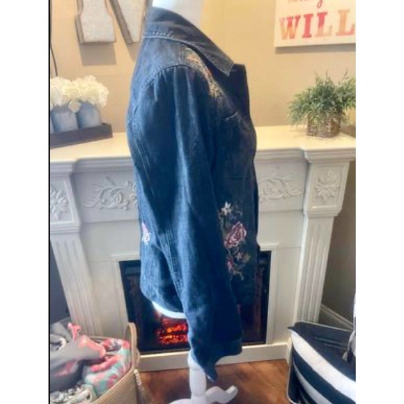 Women’s Jean Jacket - Floral Denim Jacket - size small - Picture 5 of 6